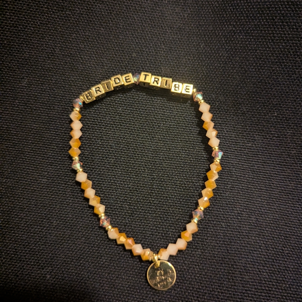 Chic 'Bride Tribe' Gold Beaded Bracelet